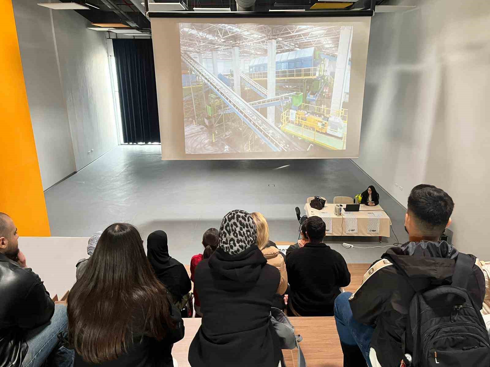 Öğrenciler atıktan enerjiye dönü