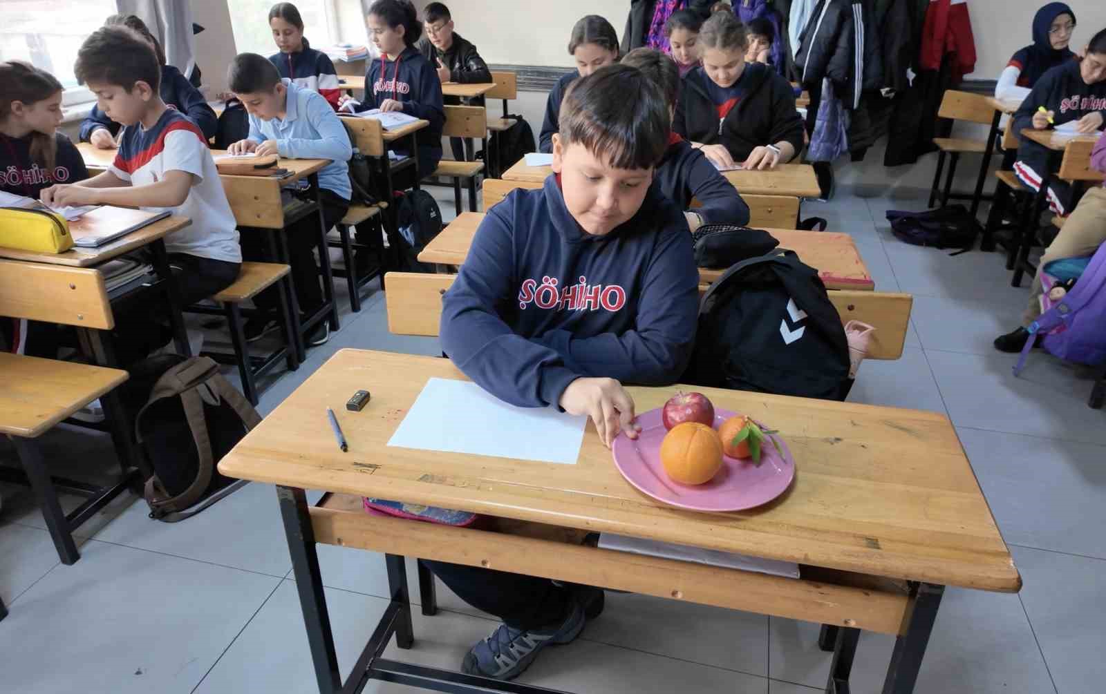 Çanakkale’de öğrenciler Yerli Malı Haftasında bilinçlendirildi