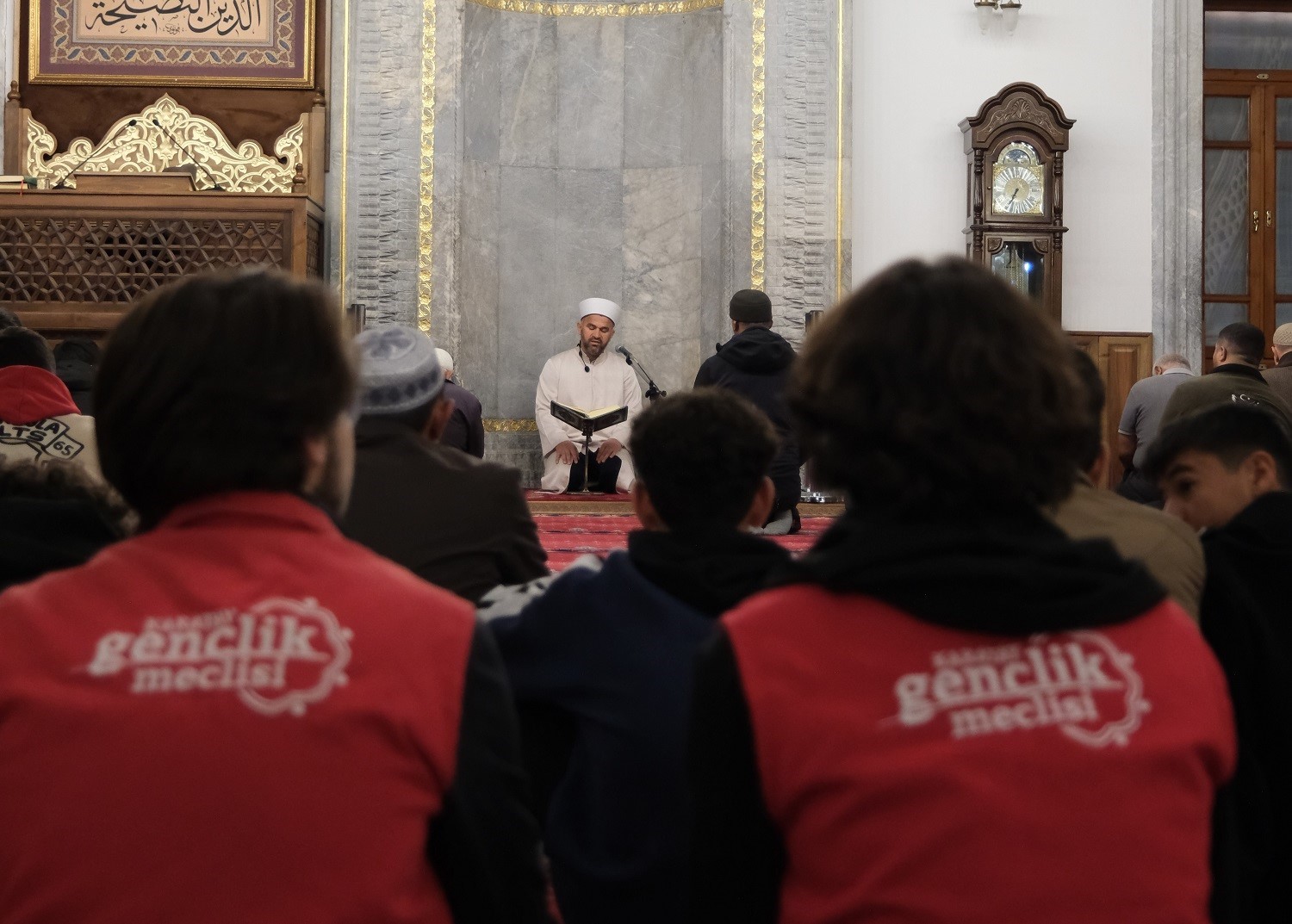 Karatay&rsquo;da &ouml;ğrenciler sabah namazı programında buluşuyor
