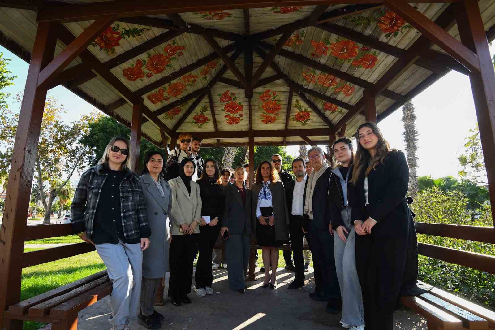 AÜ öğrencileri, göç ve kültürel çeşitlilik çalışmaları yerinde gözlemlendi