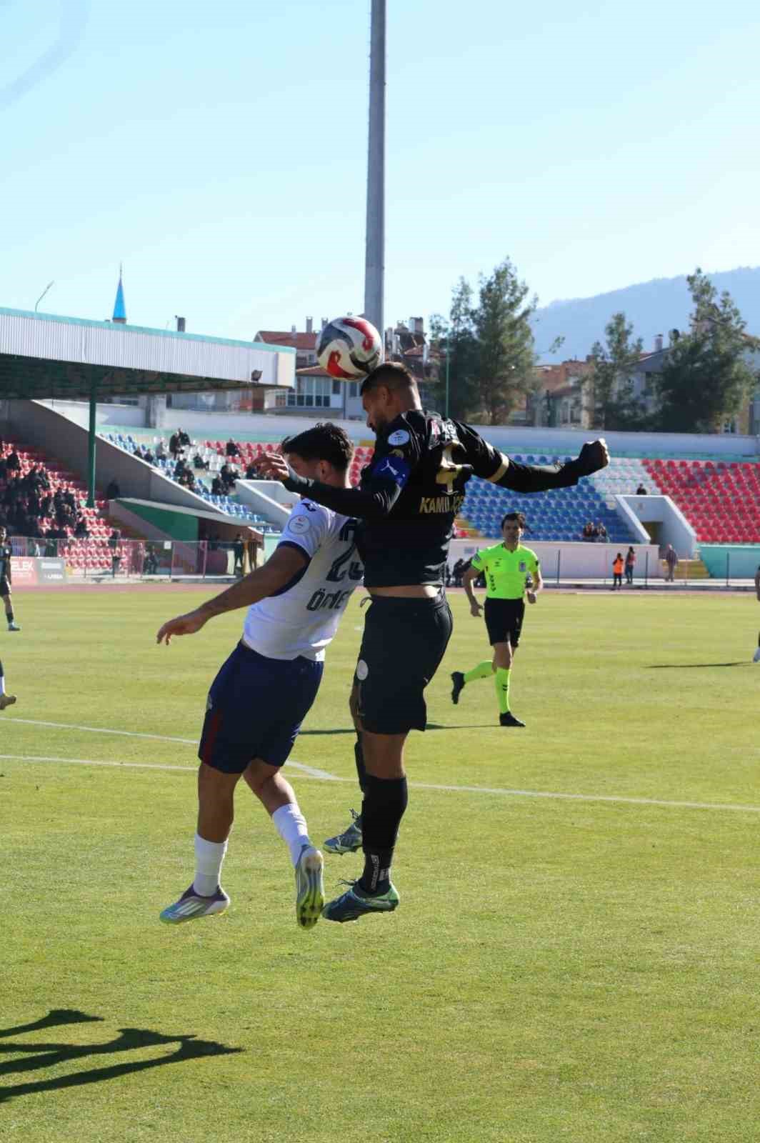 TFF 2. Lig: Isparta32 Spor: 1 - 1461 Trabzonspor: 2