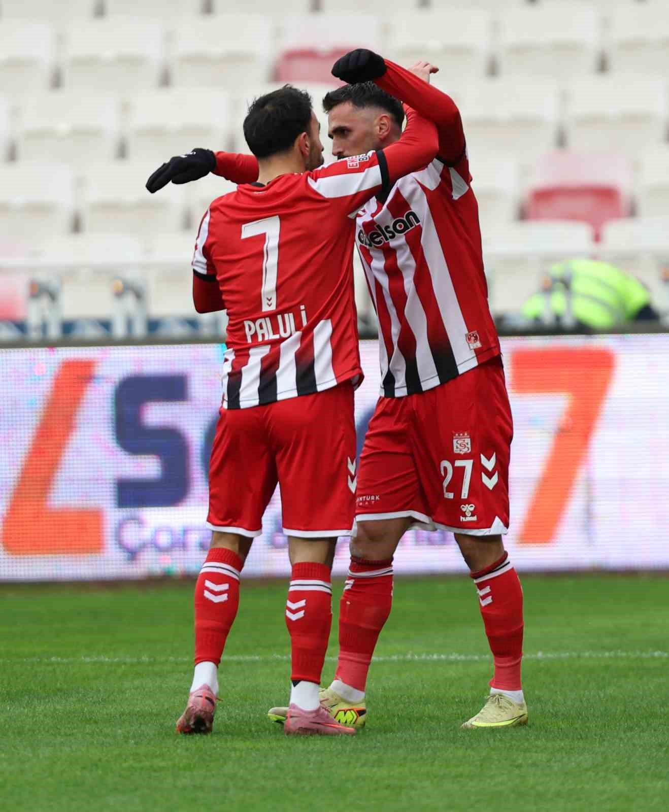 Trendyol 1. Lig: Özbelsan Sivasspor: 1 - Çorum FK: 1
