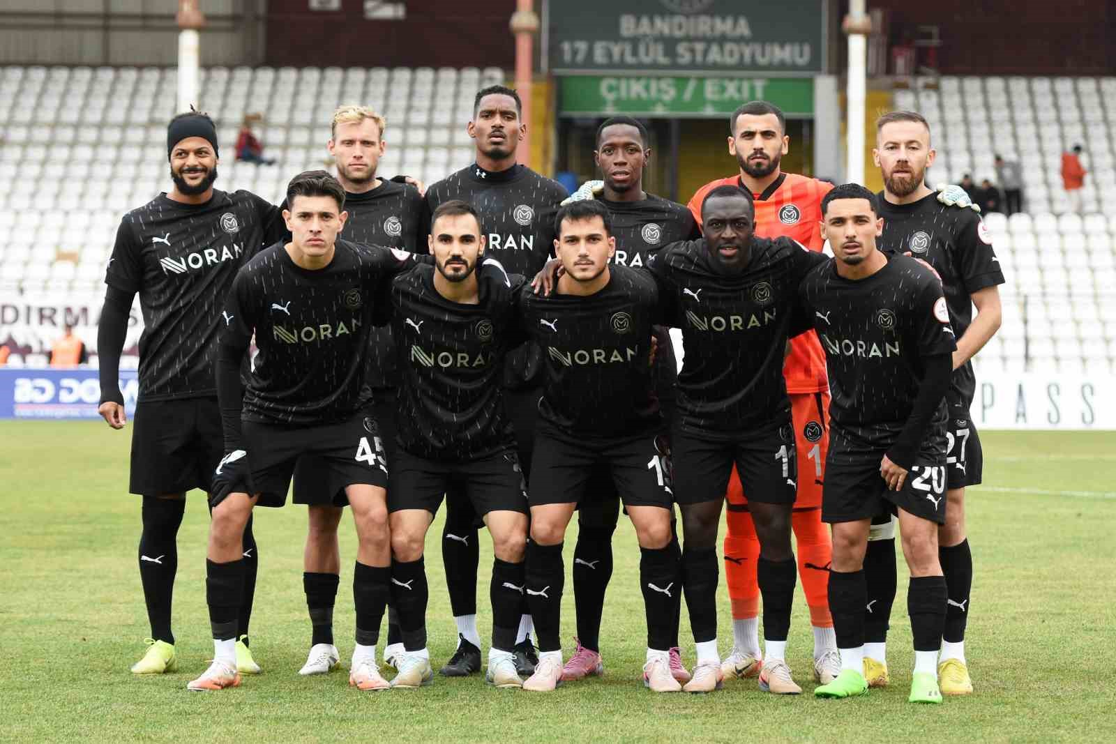 Manisa takımları, haftayı galibiyetle kapattı