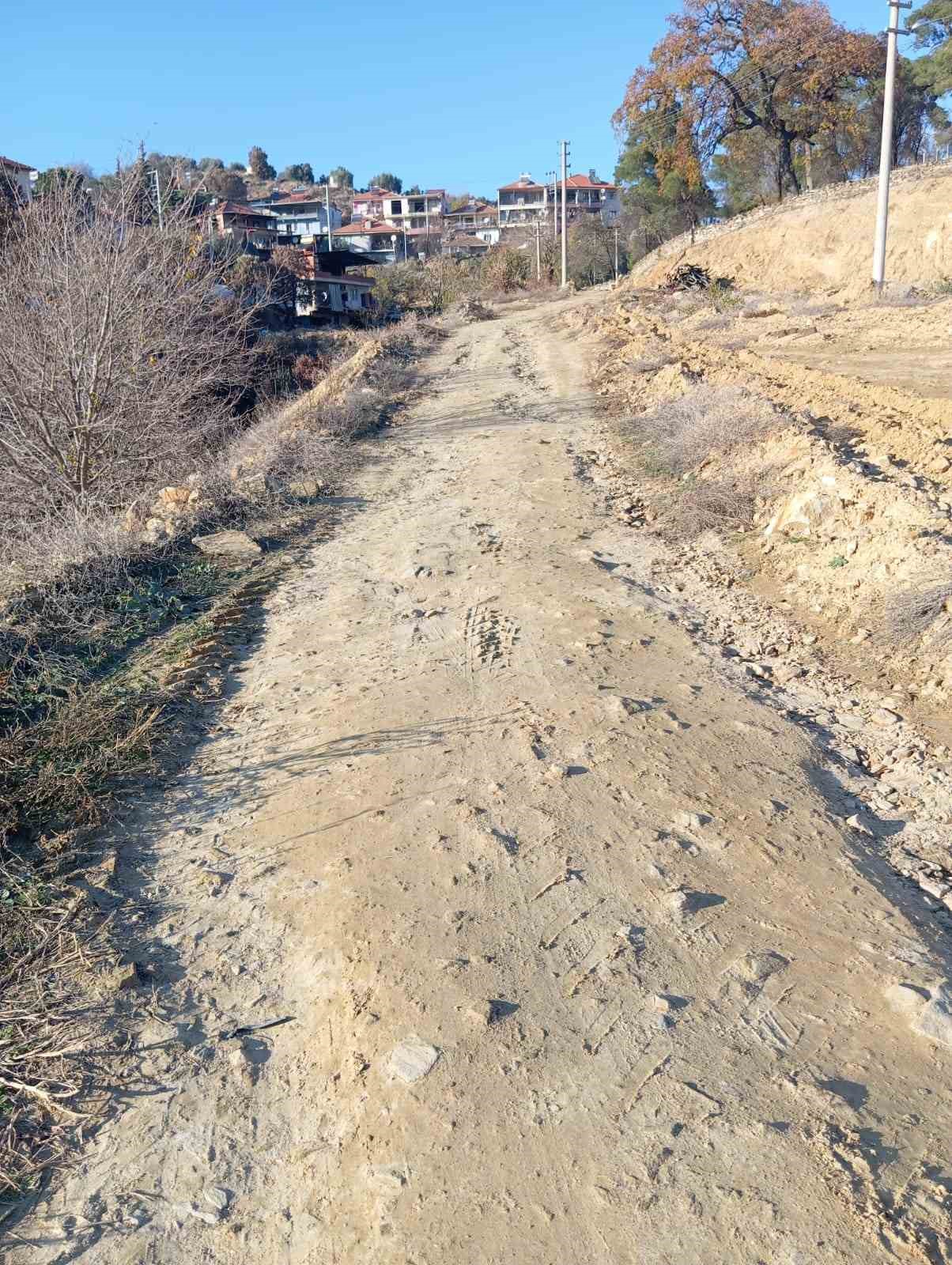 Valilik yaptı, belediye bozdu