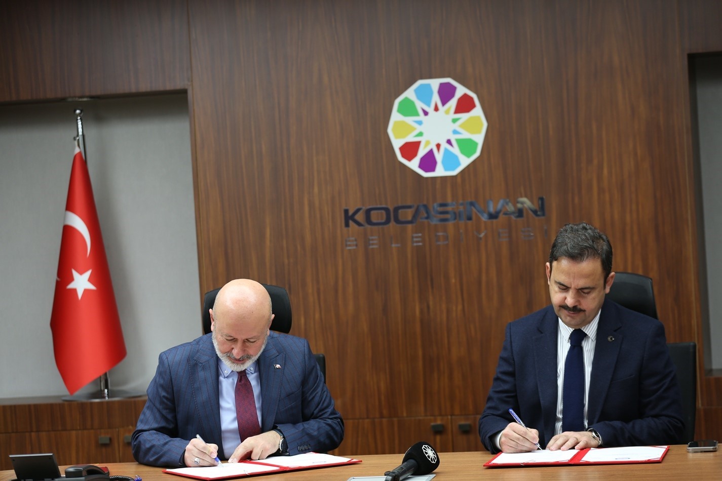 Başkan Çolakbayrakdar: "Evlatlarımızın güne sağlıklı başlaması için tarihi bir proje başlatıyoruz"