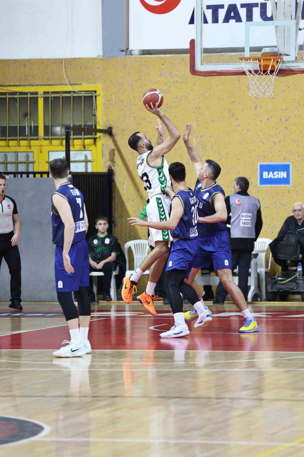 Sakarya Büyükşehir Basketbol, namağlup serisini 9 maça çıkardı