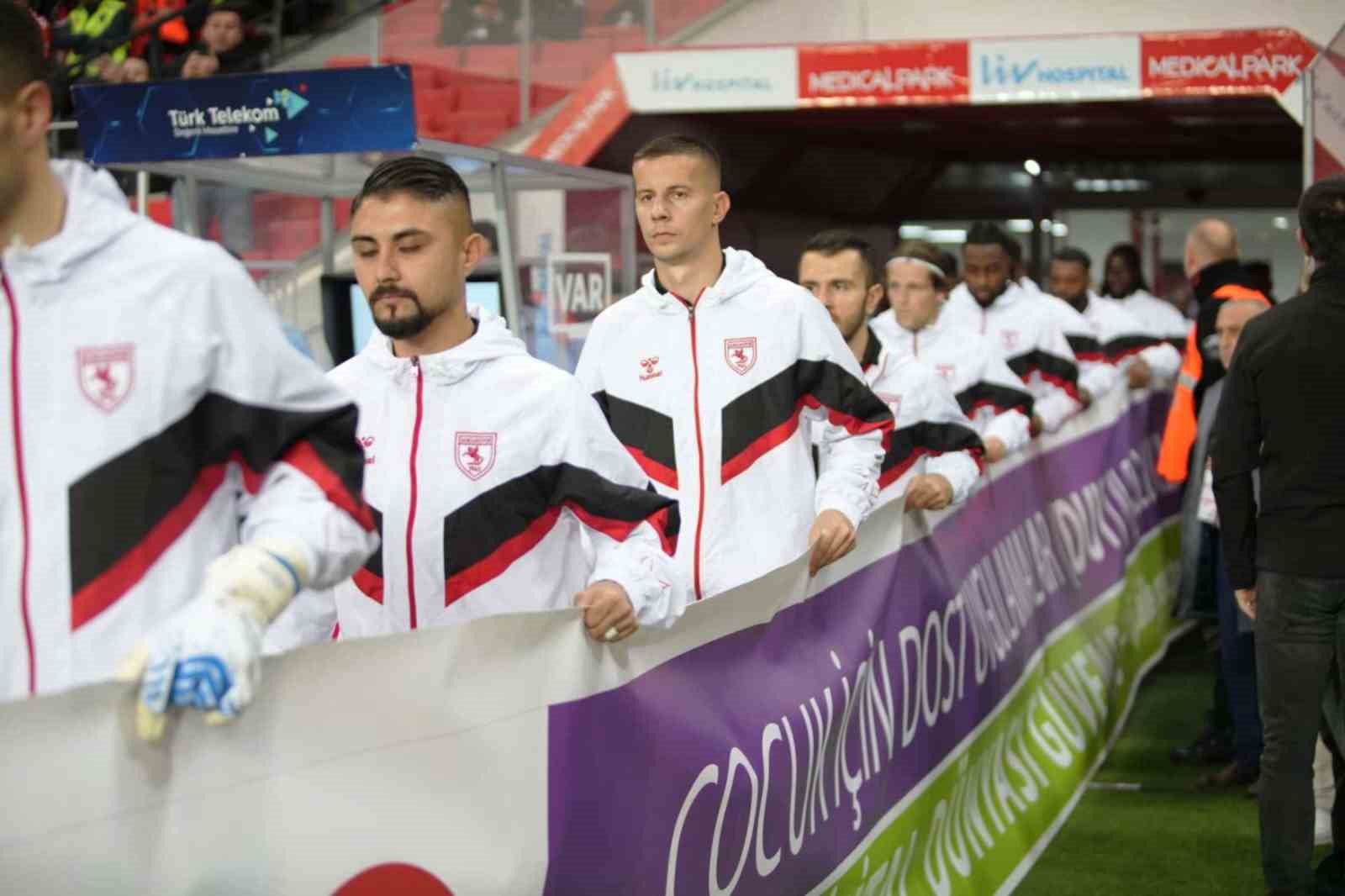Trendyol Süper Lig: Samsunspor: 0 - RAMS Başakşehir: 0 (Maç devam ediyor)
