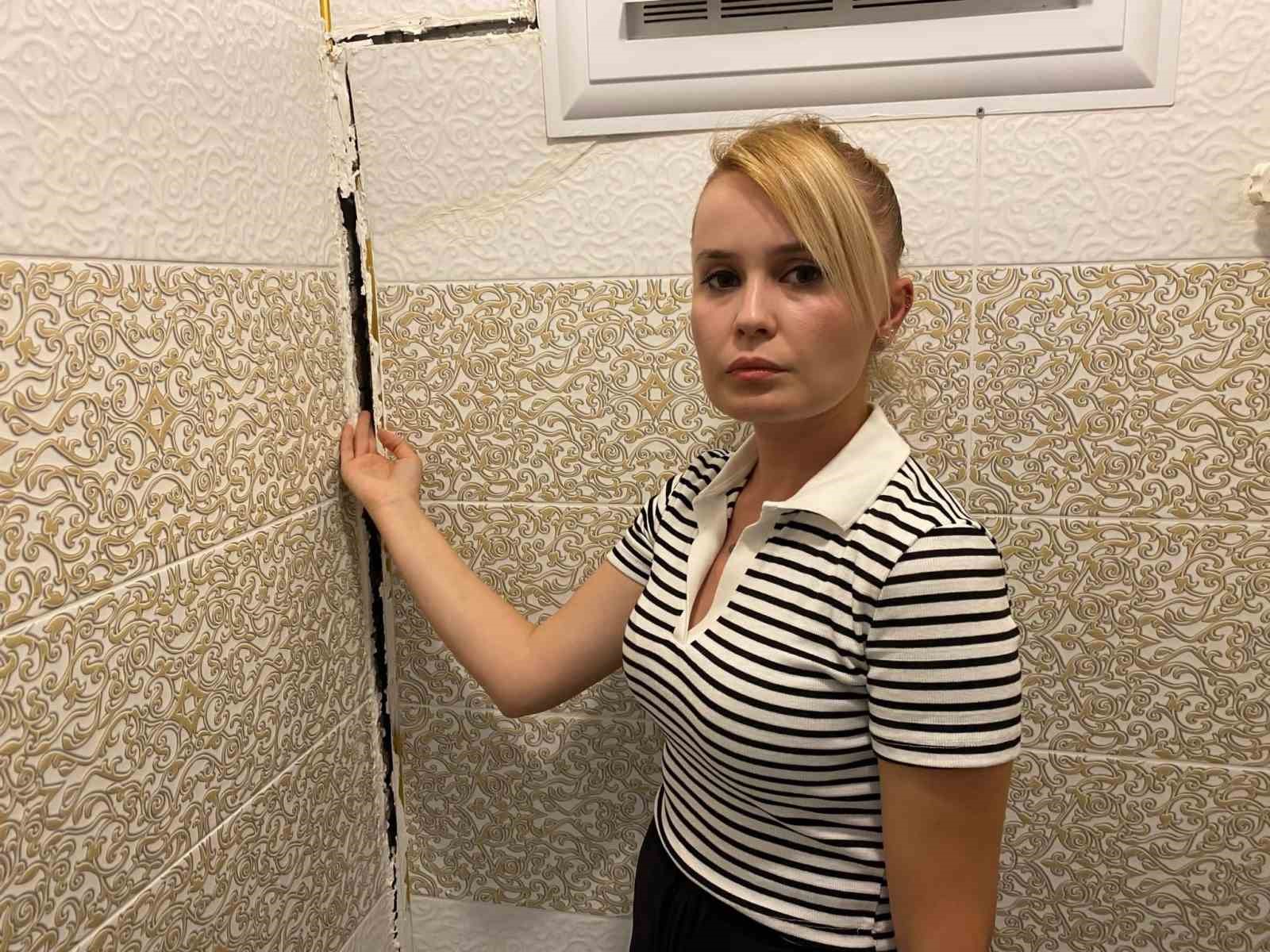 Çatlaklar oluşan evde diken üstünde hayat