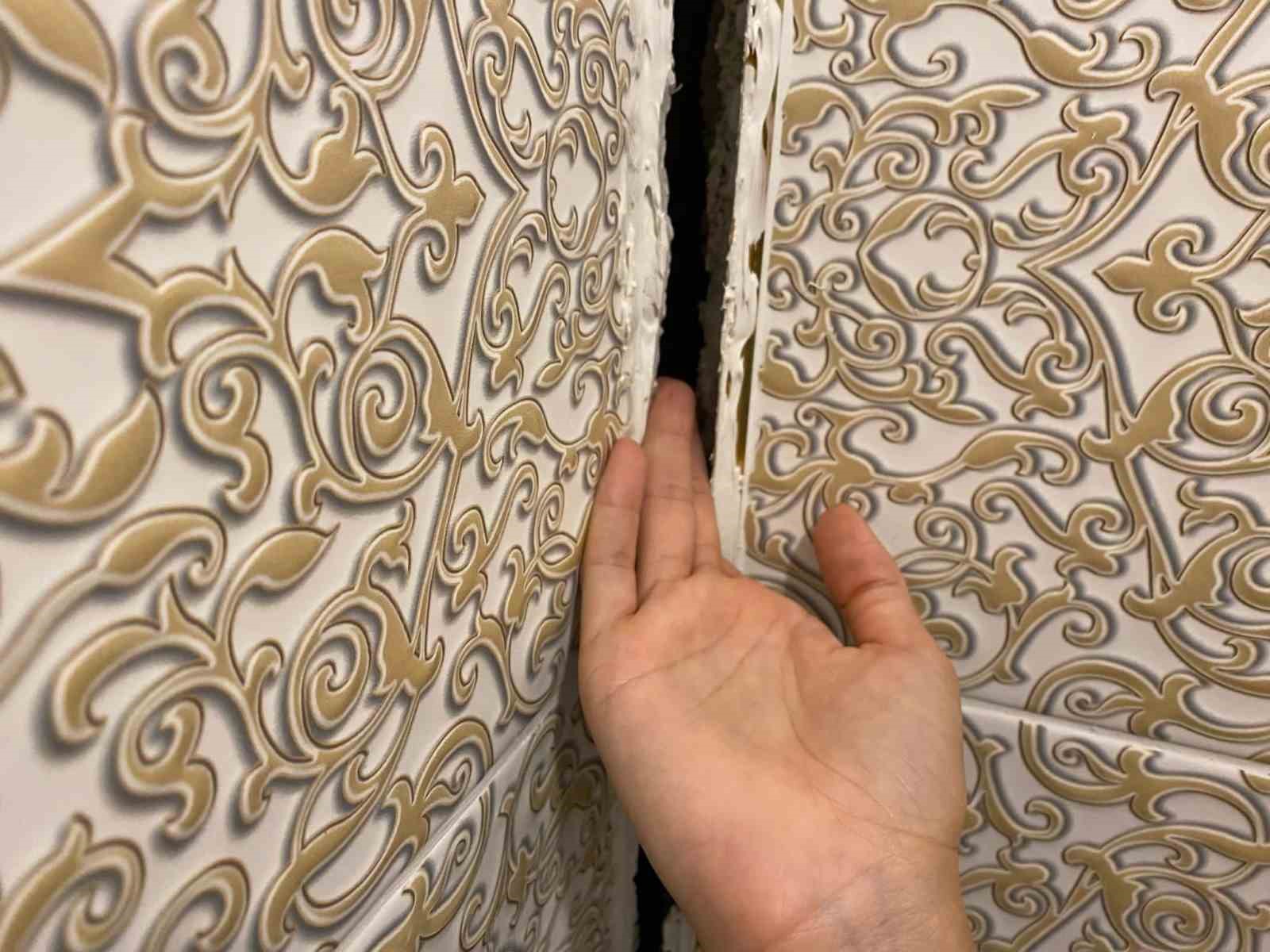 &Ccedil;atlaklar oluşan evde diken &uuml;st&uuml;nde hayat
