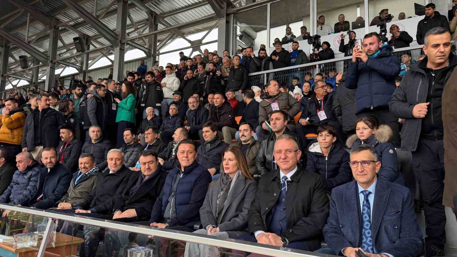 Kütahyaspor’dan Eskişehirspor maçı sonrası şampiyonluk mesajı