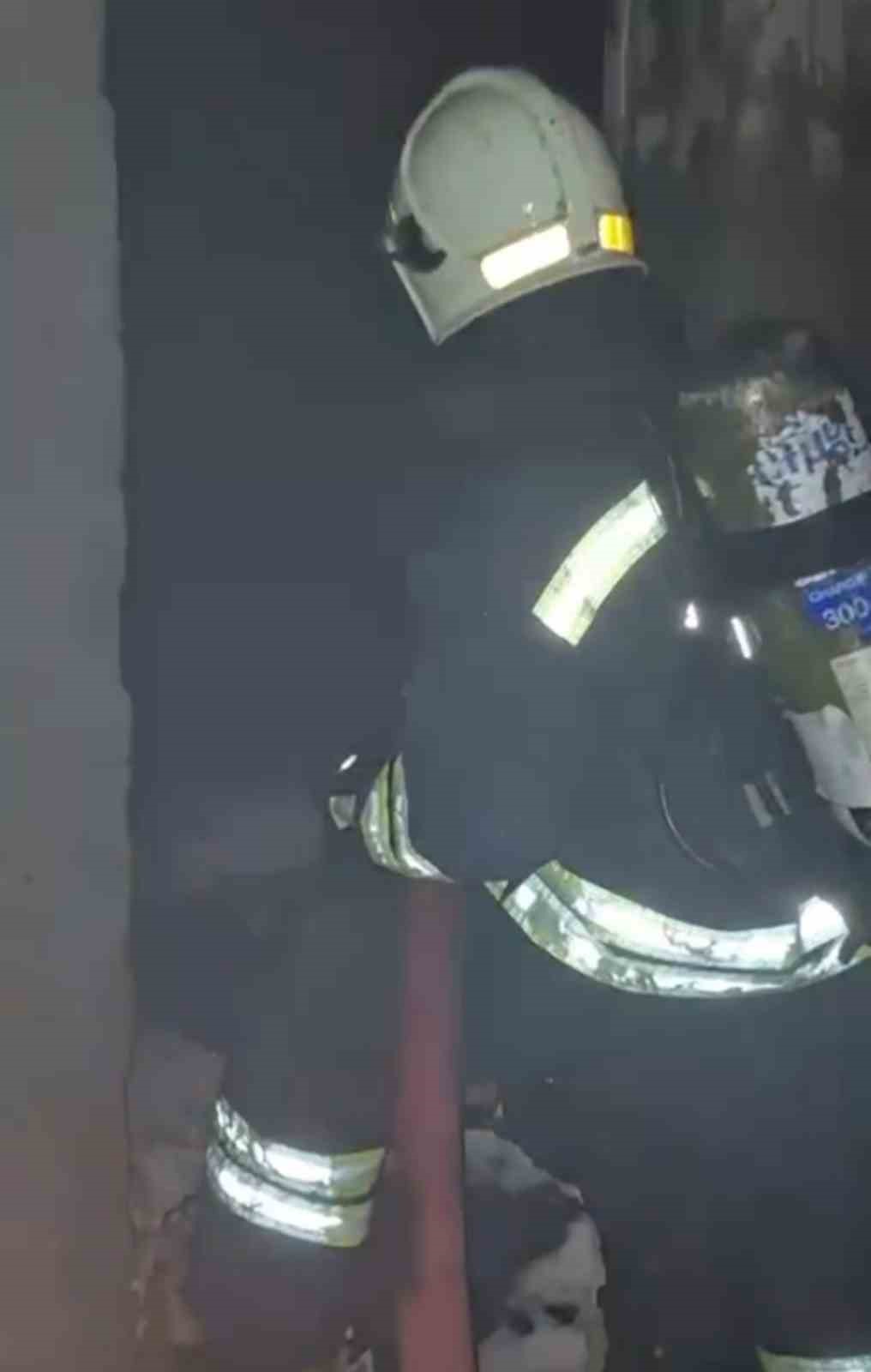 Kahramanmaraş’ta ahır ve garajda çıkan yangın söndürüldü