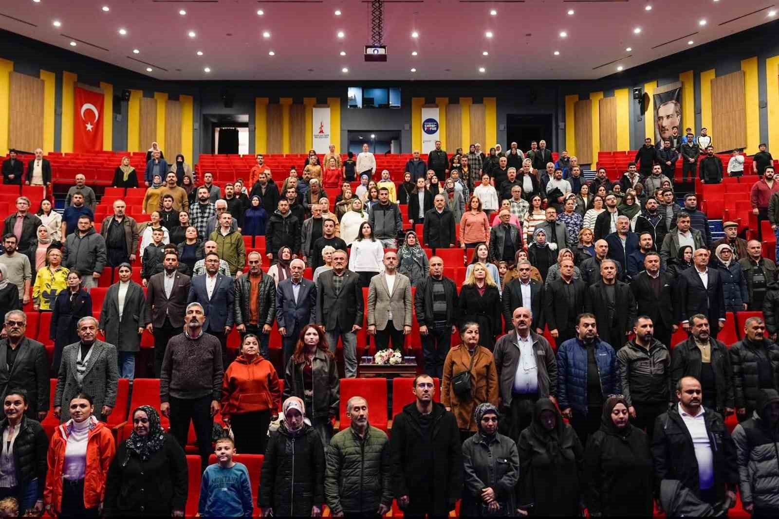 Sancaktepe&rsquo;de &acirc;şıklar geleneği geleceğe taşındı
