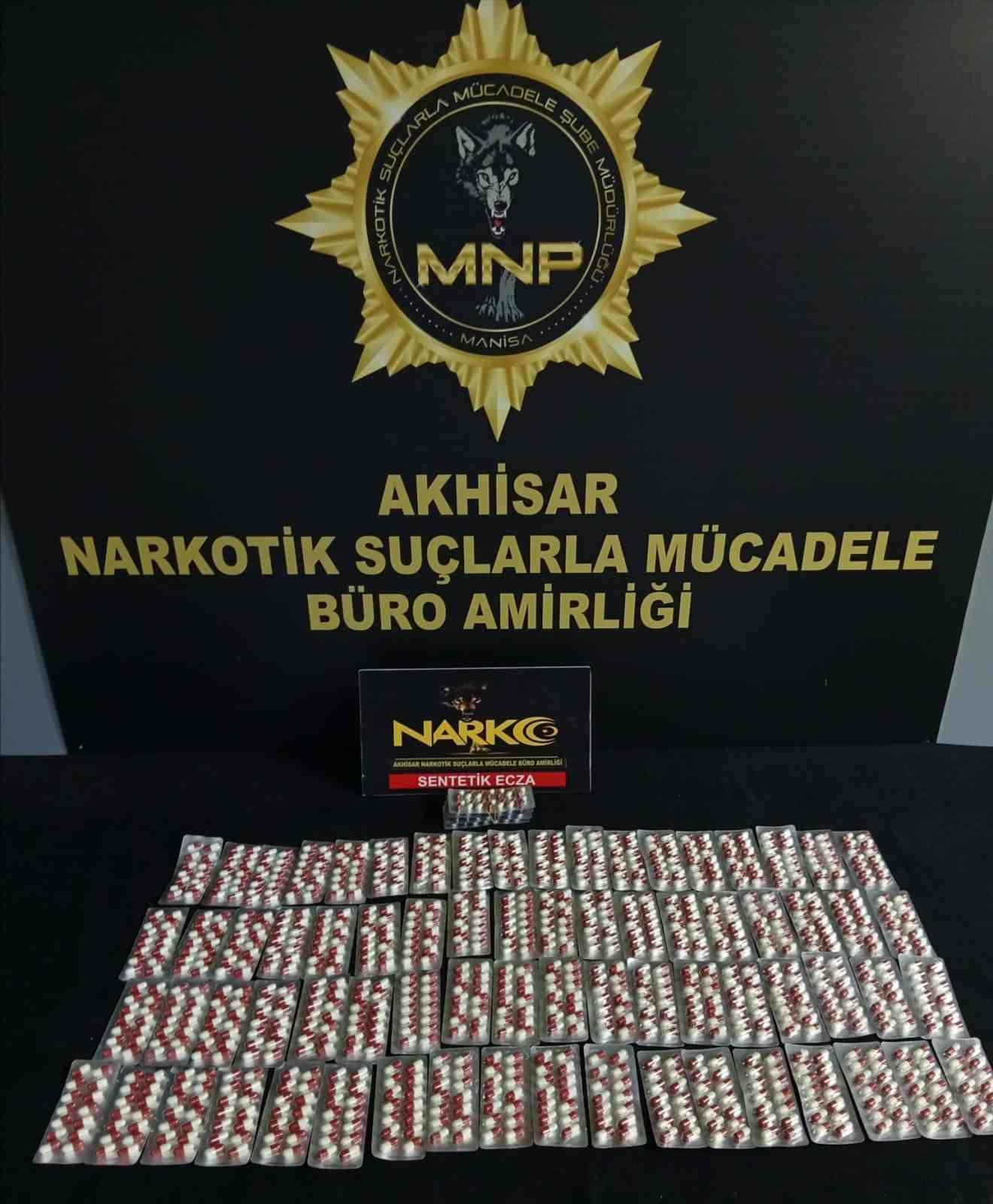 Akhisar&rsquo;da uyuşturucu operasyonunda 5 tutuklama
