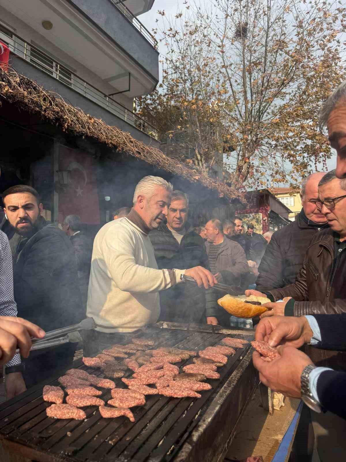 AK Parti Karesi’den mahalle buluşması
