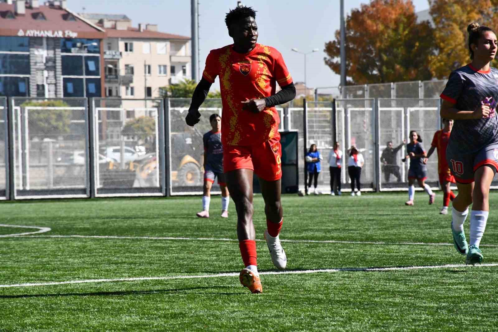 Kafayat Atoke Başhıru durdurulamıyor