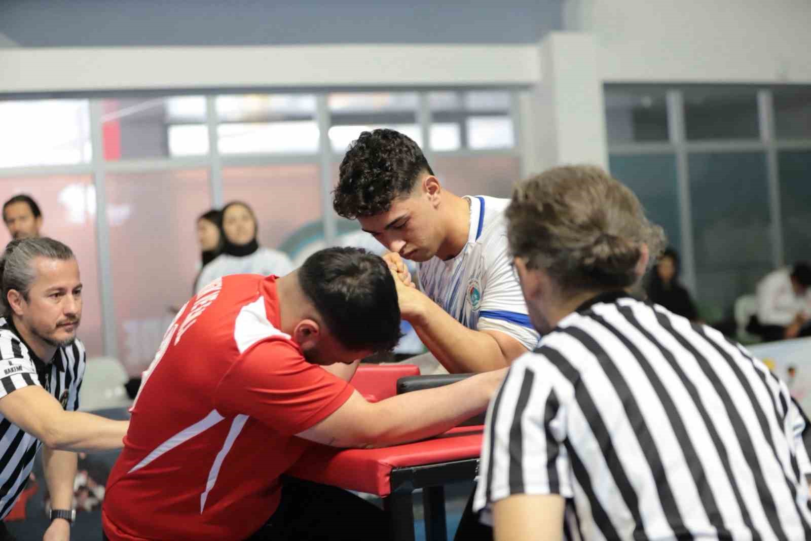 Muğla okul sporları gen&ccedil;ler bilek g&uuml;reşi il birinciliği Menteşe&rsquo;de tamamlandı
