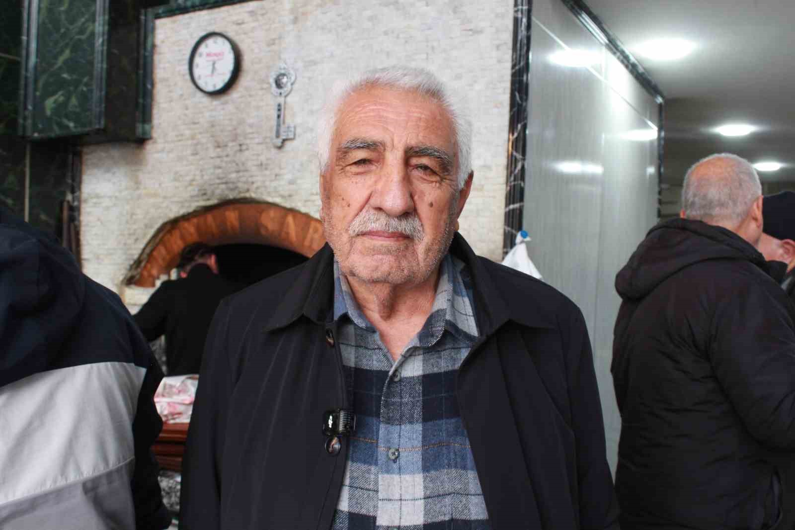 Gece 01.00’da yapımına başlanıyor, günlük 1 tona yakın tüketiliyor