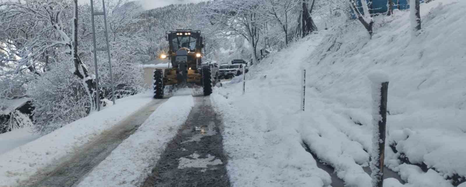 Trabzon’da belediye ekiplerinin kış mesaisi başladı