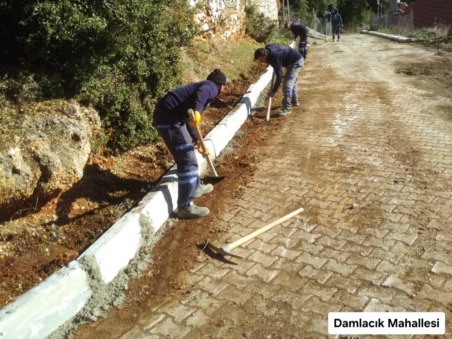 Tavas Belediyesi Fen İşleri Müdürlüğünde çalışmalar tüm hızıyla devam ediyor