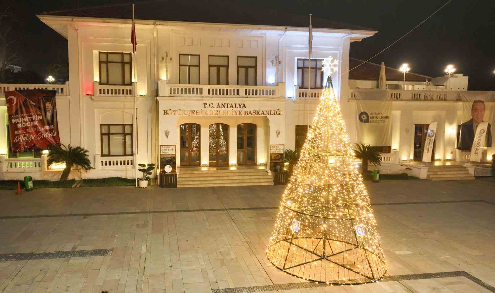Antalya’yı yeni yıl heyecanı sardı