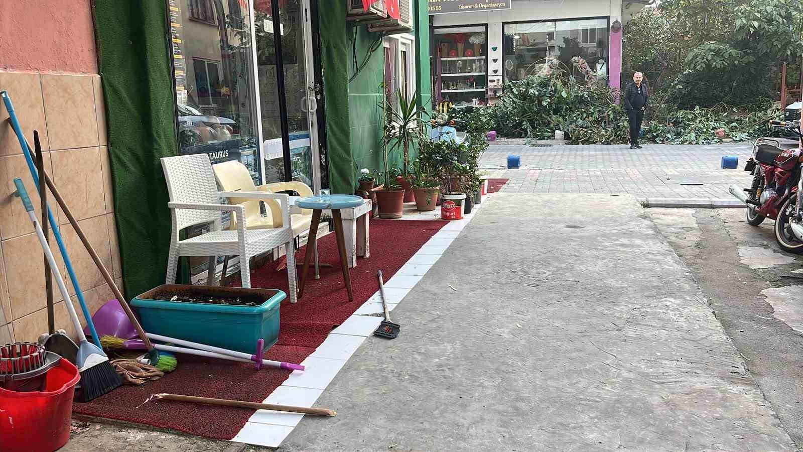 Alanya’da alacak verecek meselesi kanlı bitti, 1 yaralı