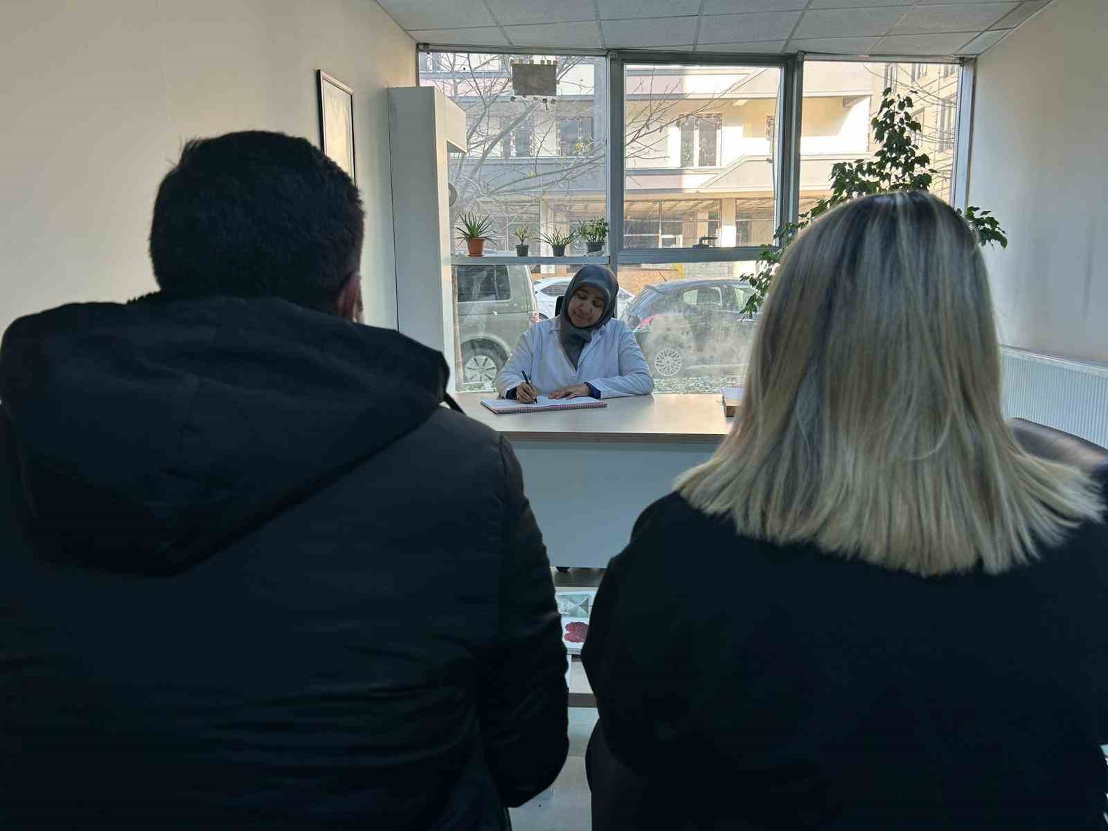 Van’da aile danışmanlığıyla evlilikler kurtuluyor