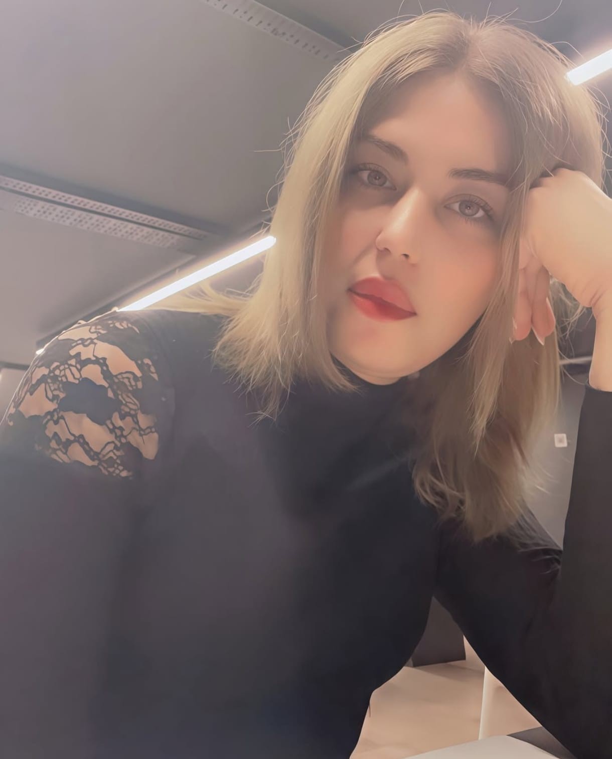 Esenyurt’ta birlikte yaşadığı kadını kafasından vurarak öldüren zanlı hakim karşısına çıktı