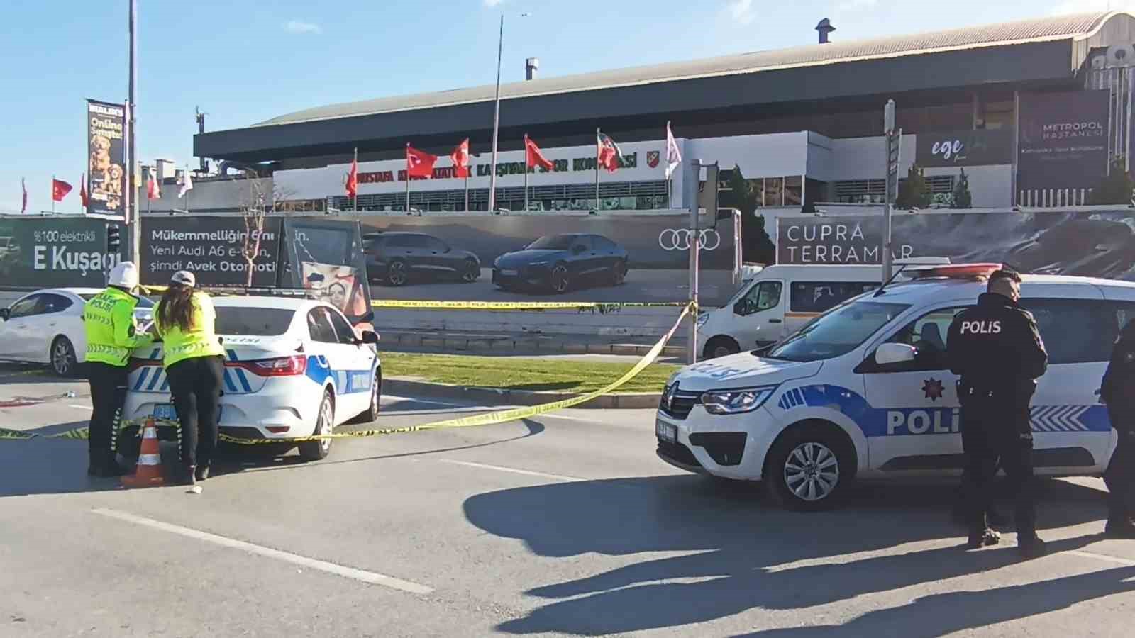 İzmir’de alkollü sürücünün çarptığı yaşlı kadın hayatını kaybetti