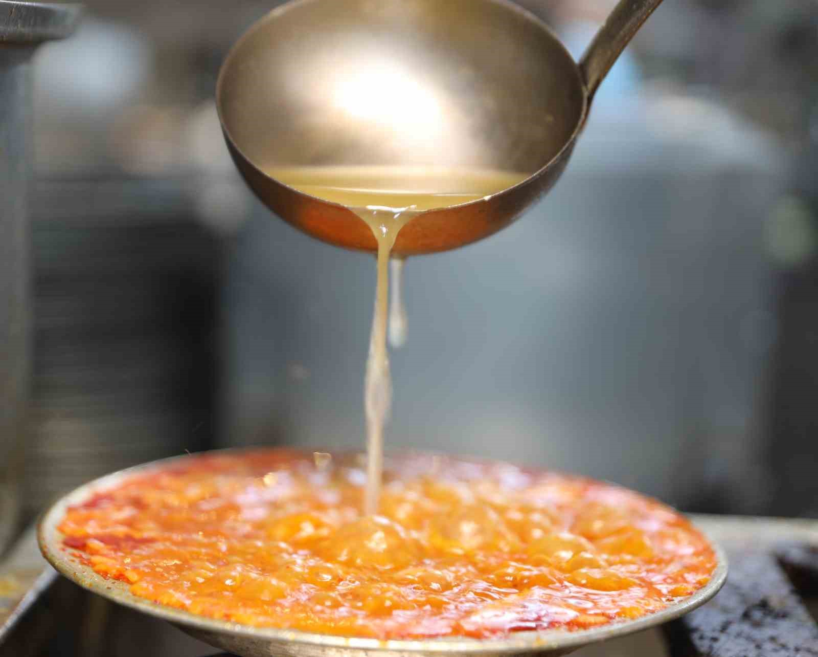 Gaziantep’in tescilli lezzeti beyran dünya lezzetlerini solladı