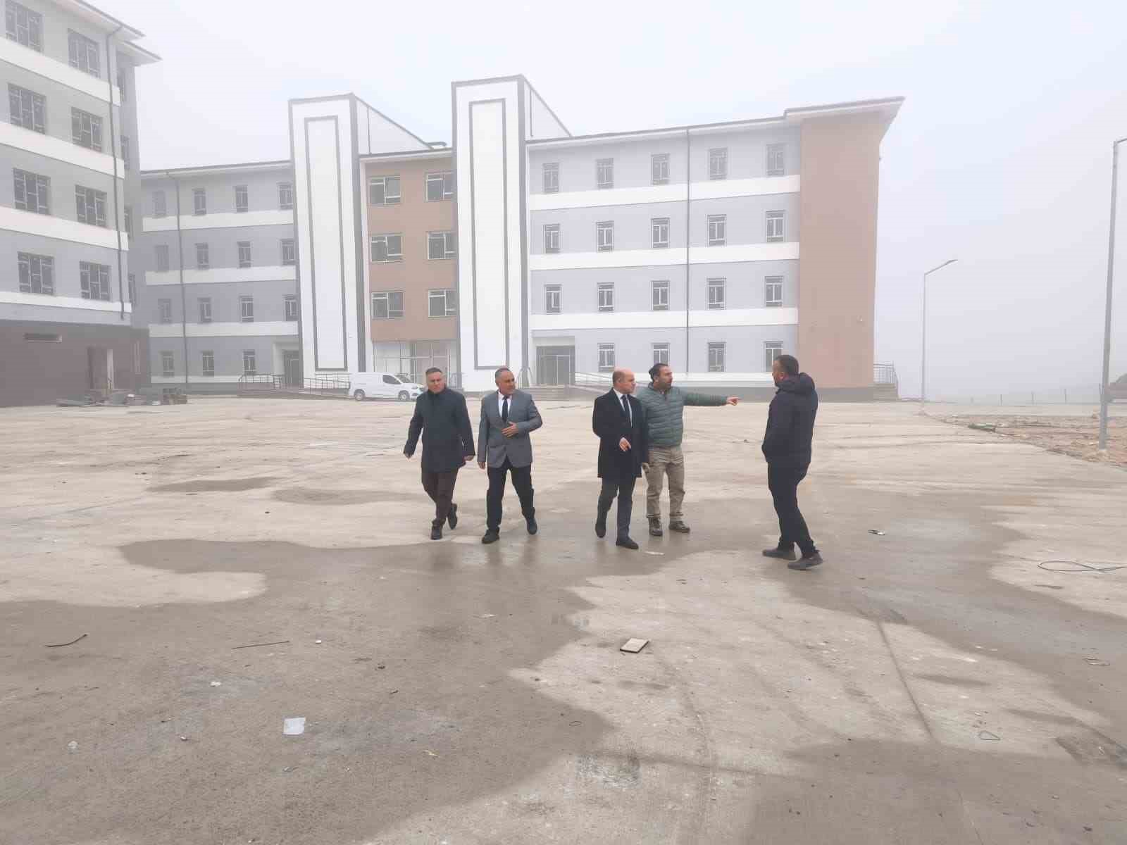 Çan Fen Lisesi ve Çan Anadolu Lisesi inşaatlarında inceleme