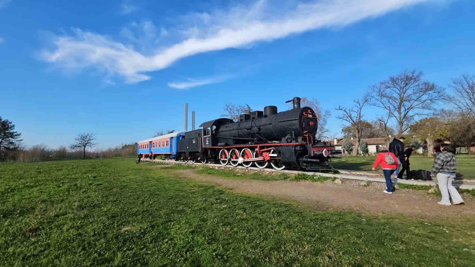 Trakya &Uuml;niversitesi&rsquo;nin tarihi tren garına &uuml;cretli giriş kararı yargıdan d&ouml;nd&uuml;
