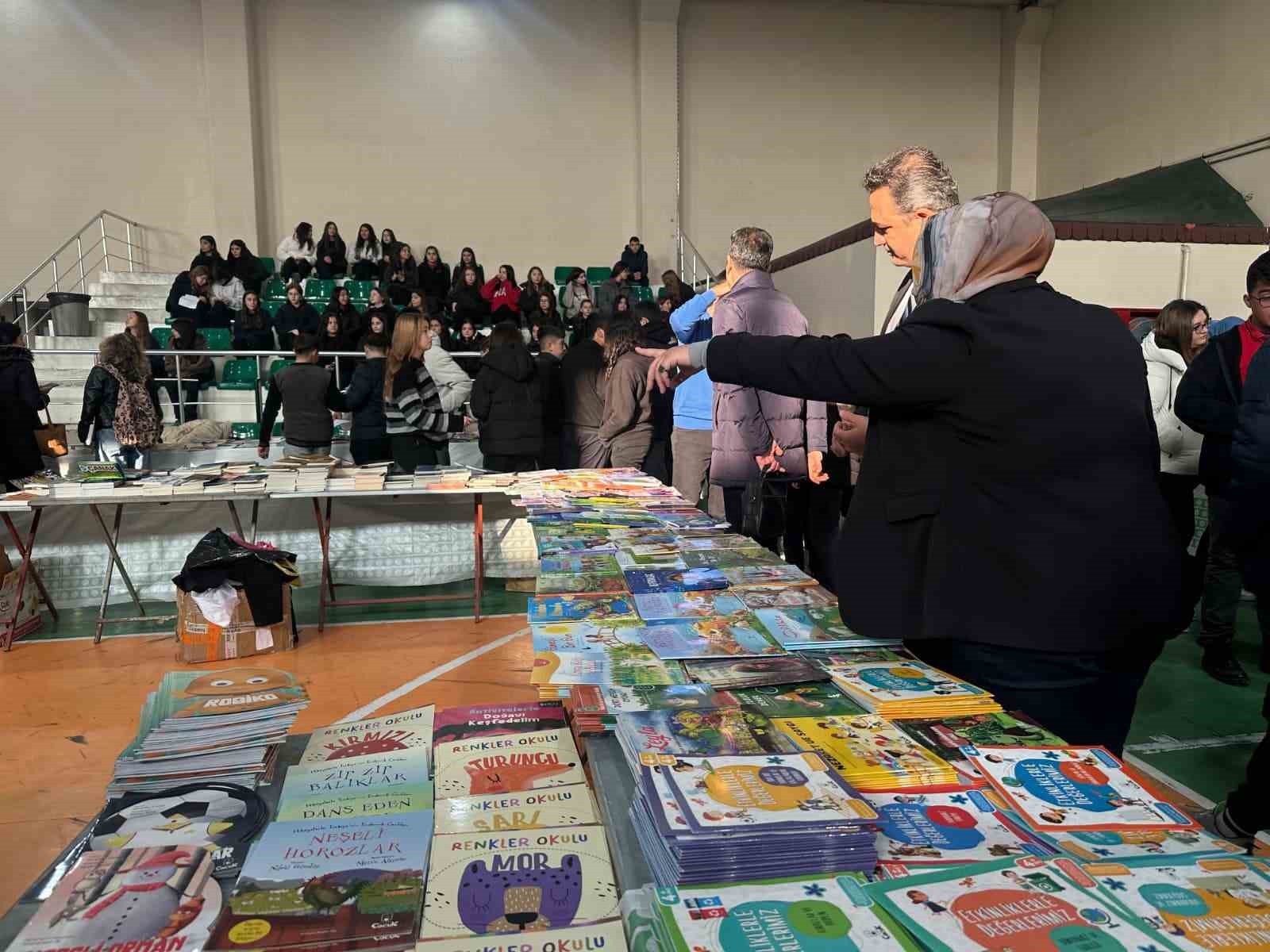 Sarıg&ouml;l 1. Kitap G&uuml;nlerine yoğun ilgi
