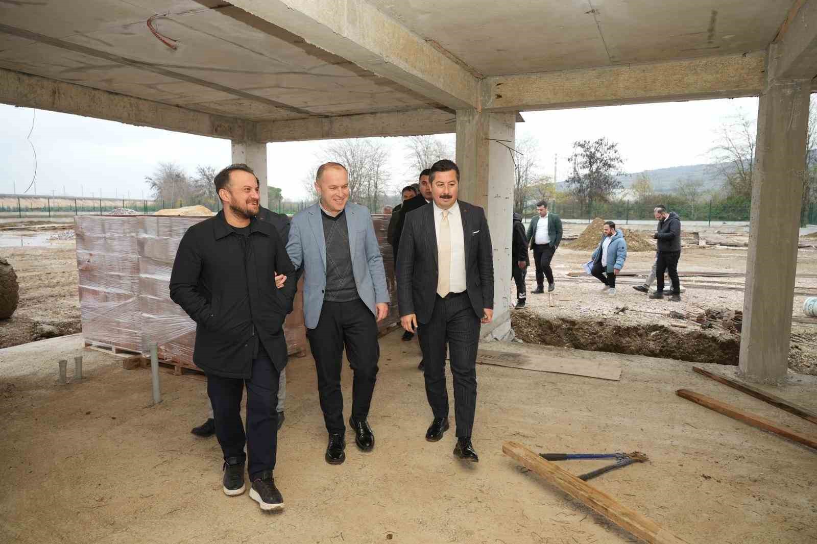 Yenişehir Belediyesi Hayvan Bakımevi ve Doğal Yaşam Alanı projesinde &ccedil;alışmalar hızla s&uuml;r&uuml;yor
