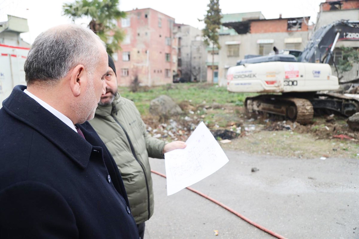 Sandıkçı: "Depreme dayanıksız 741 binanın yıkımını sürdürüyoruz"