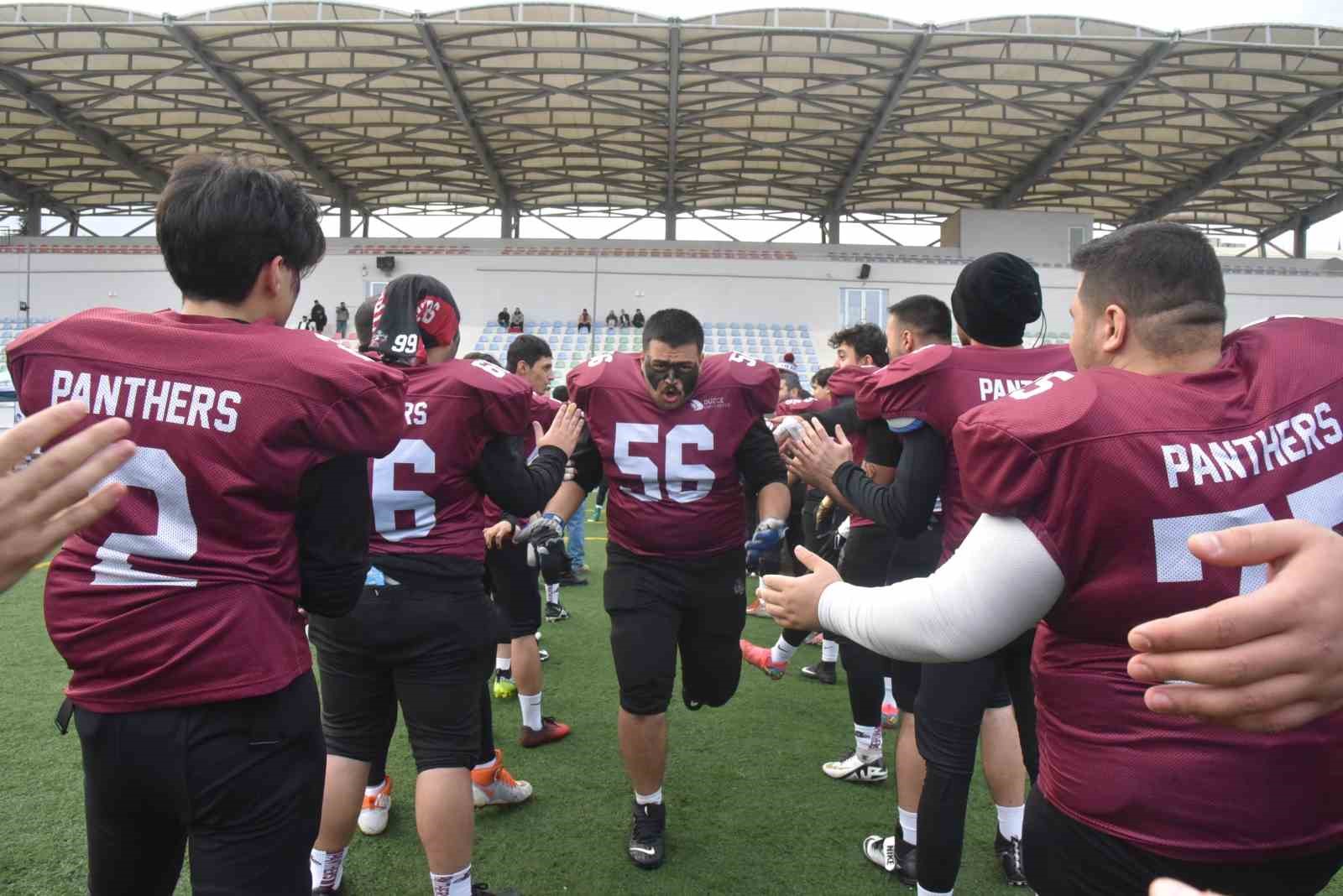 Düzce Üniversitesi korumalı futbol takımından galibiyet