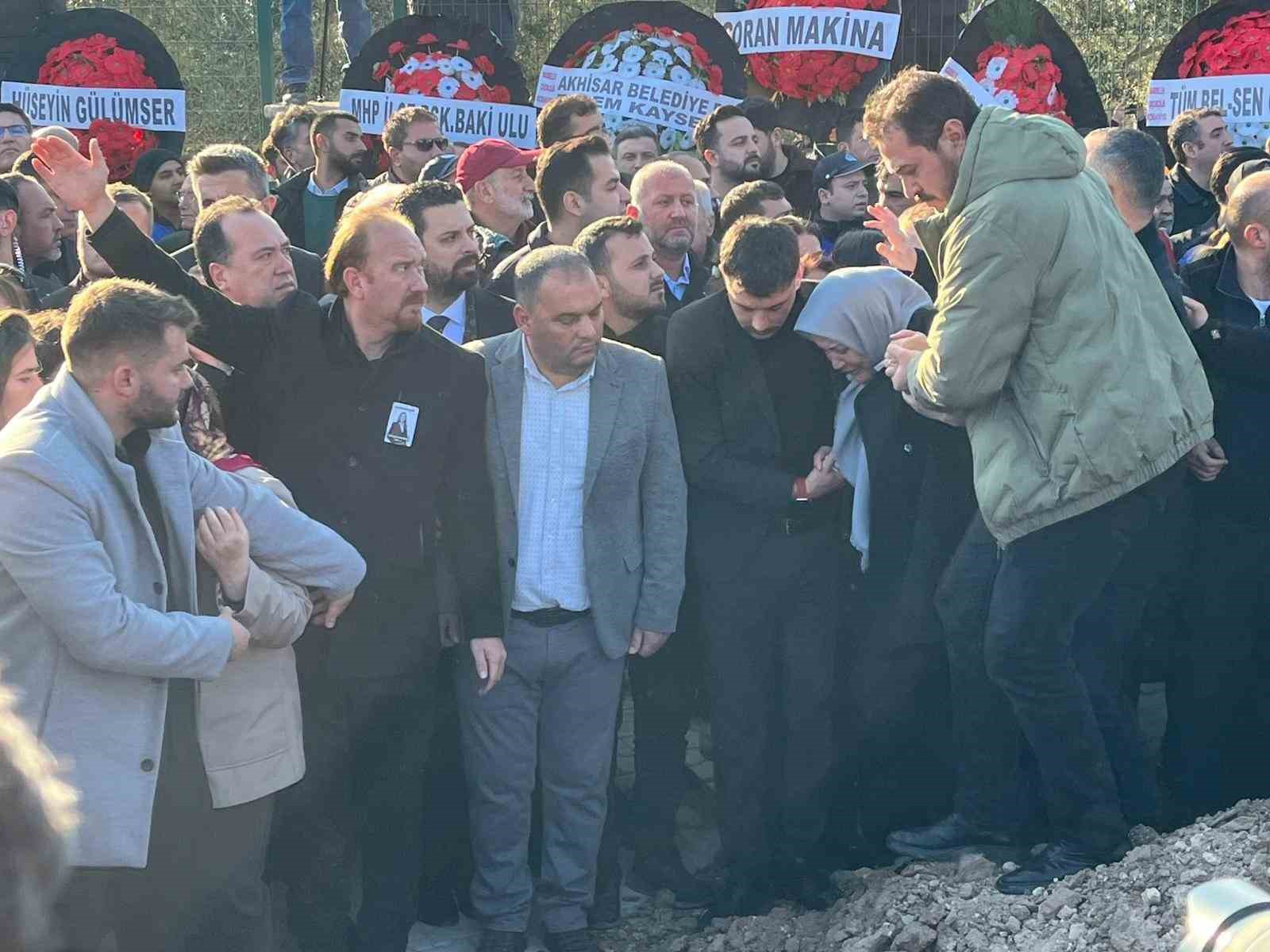 Gülşah Durbay gözyaşlarıyla defnedildi