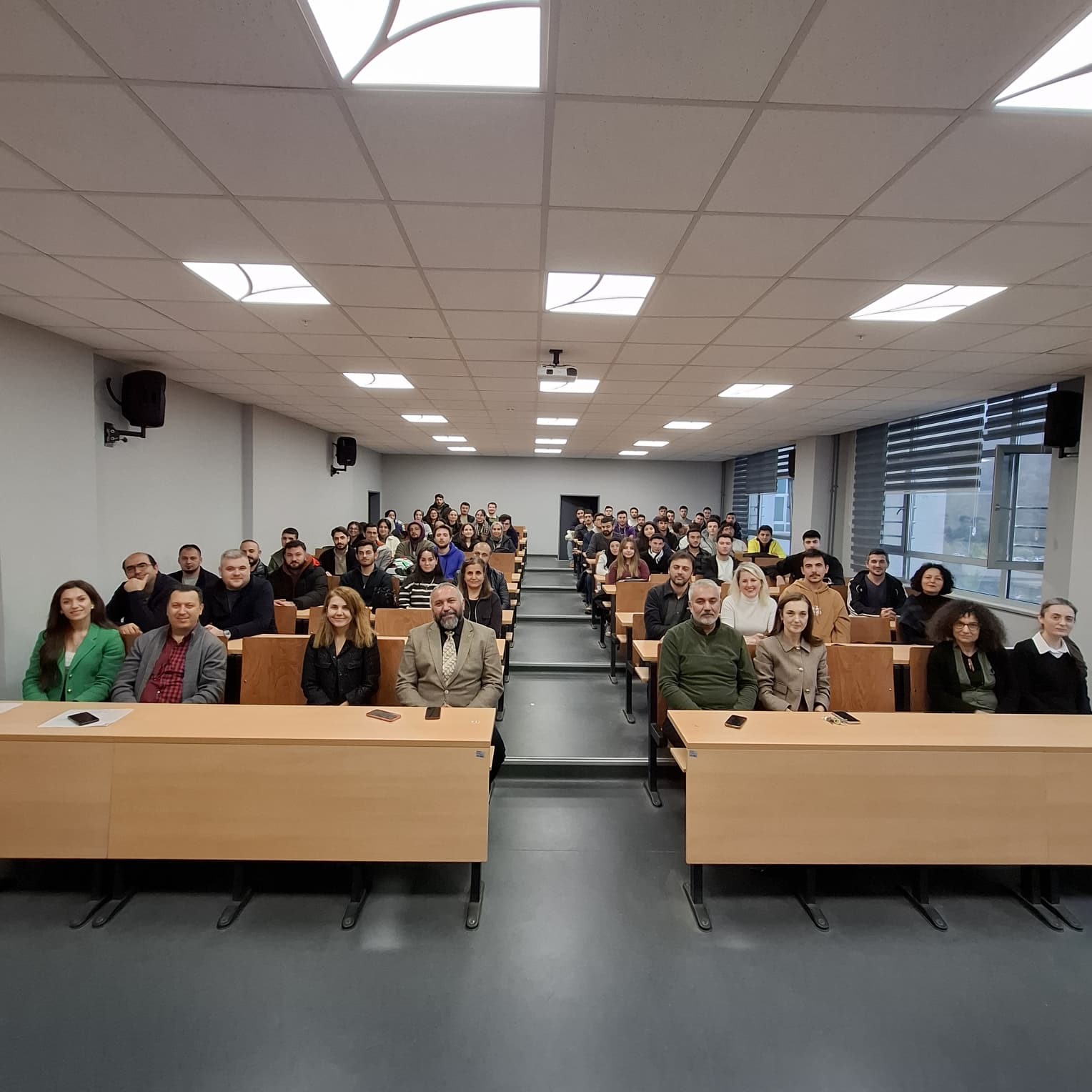 Bitki biyolojik çeşitliliğinin korunmasında botanik bahçelerinin önemi vurgulandı