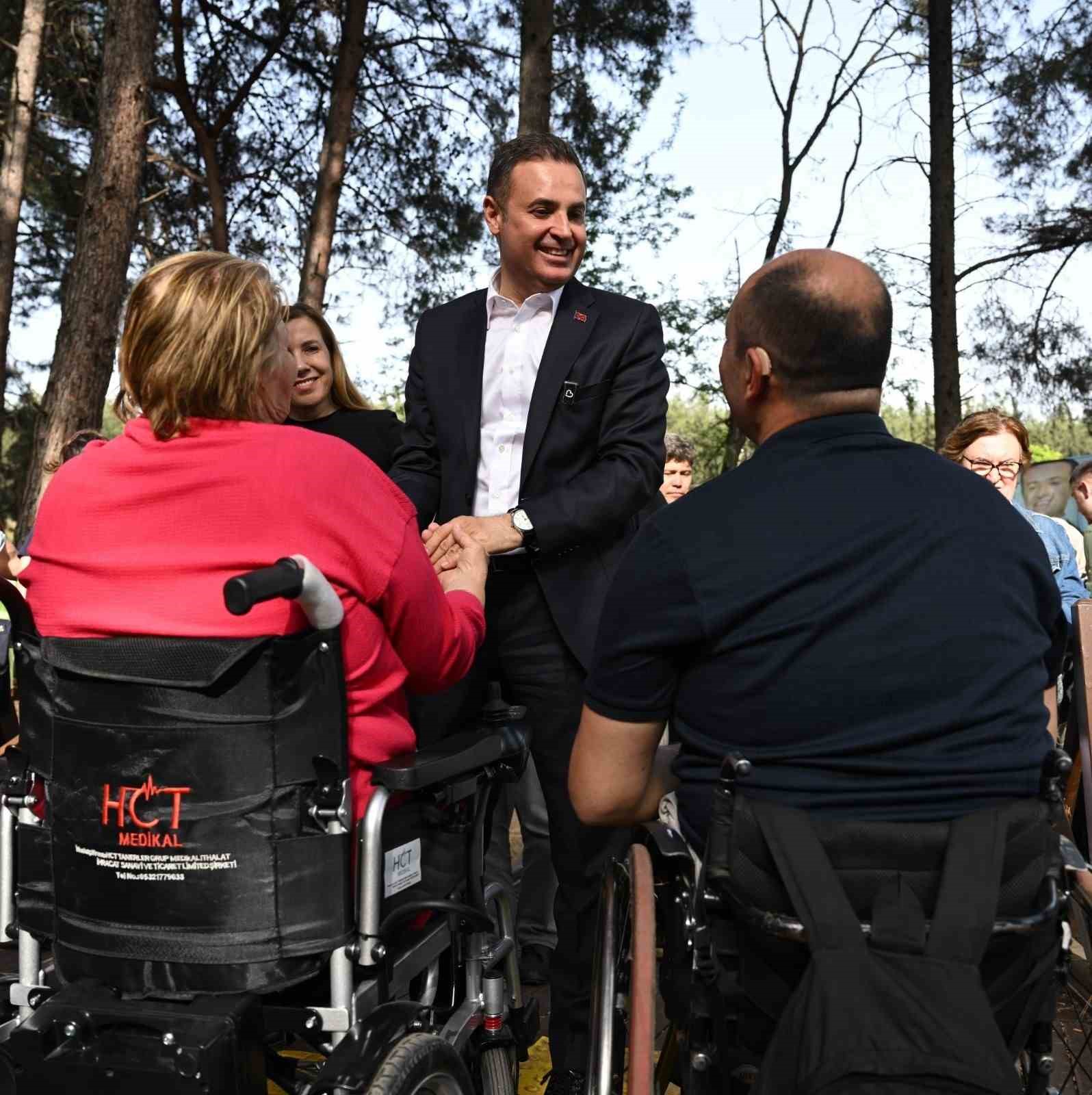 B&uuml;y&uuml;kşehirden &ouml;zel bireylere 5 bin lira nakdi destek
