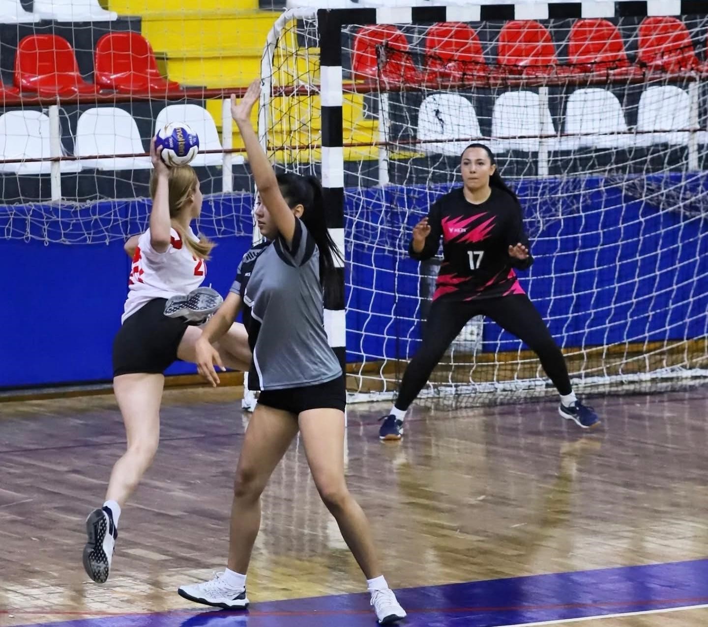 8 ilden 18 takım Denizli&rsquo;de final bileti arayacak
