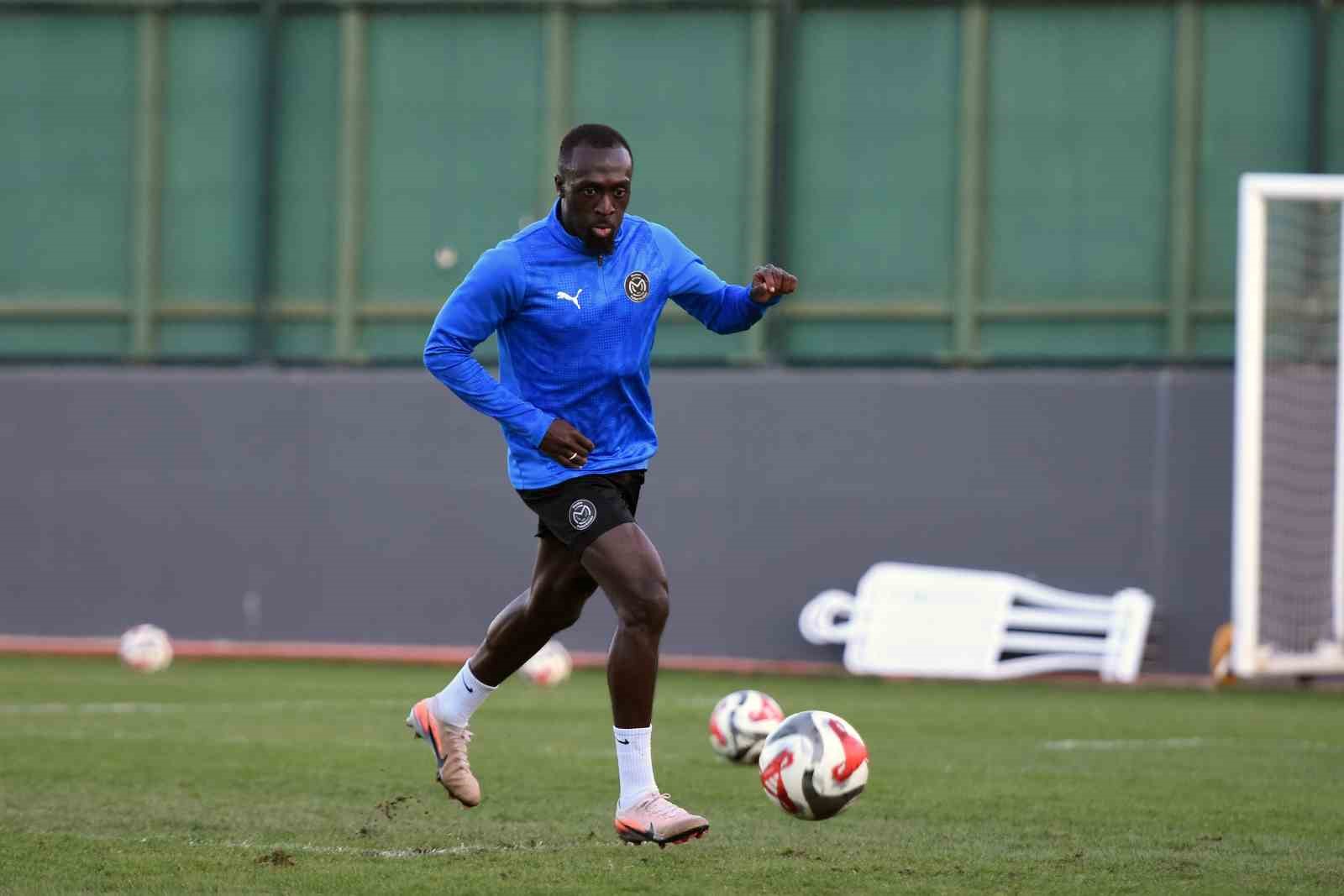 Manisa FK&rsquo;da Ke&ccedil;i&ouml;reng&uuml;c&uuml; mesaisi başladı
