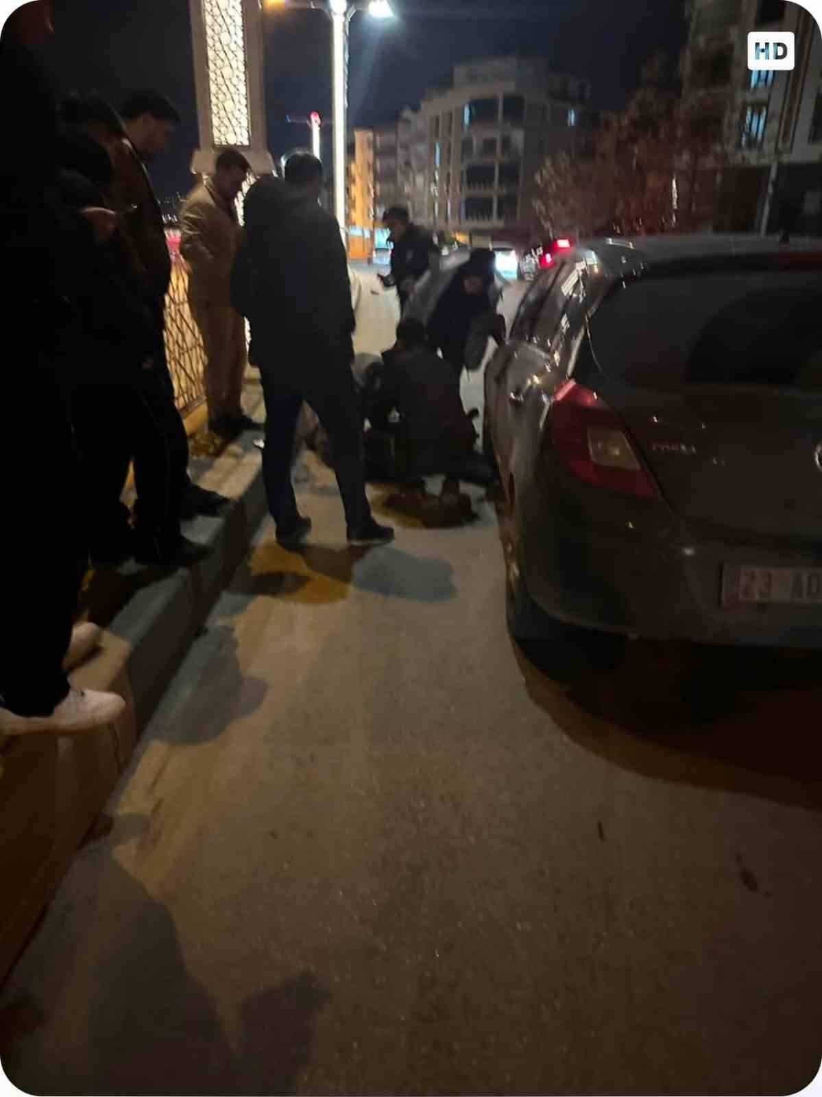 Elazığ’da otomobilin çarptığı şahıs ağır yaralandı