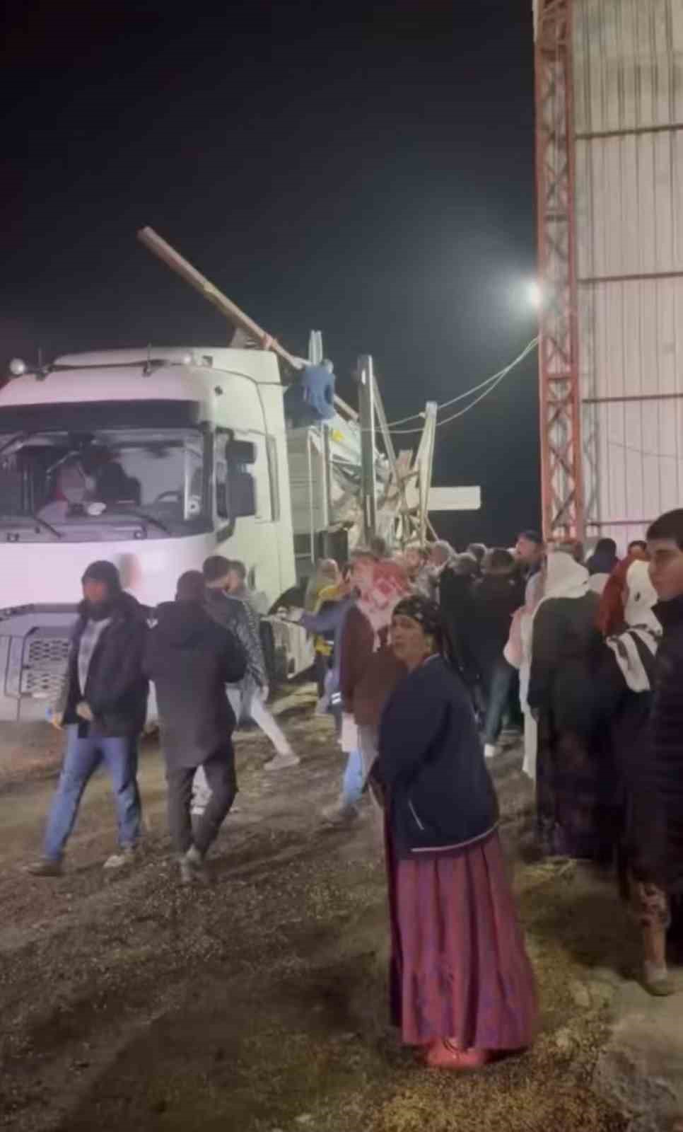 Mardin’de mısır kurutma silosu çöktü: 1 ölü