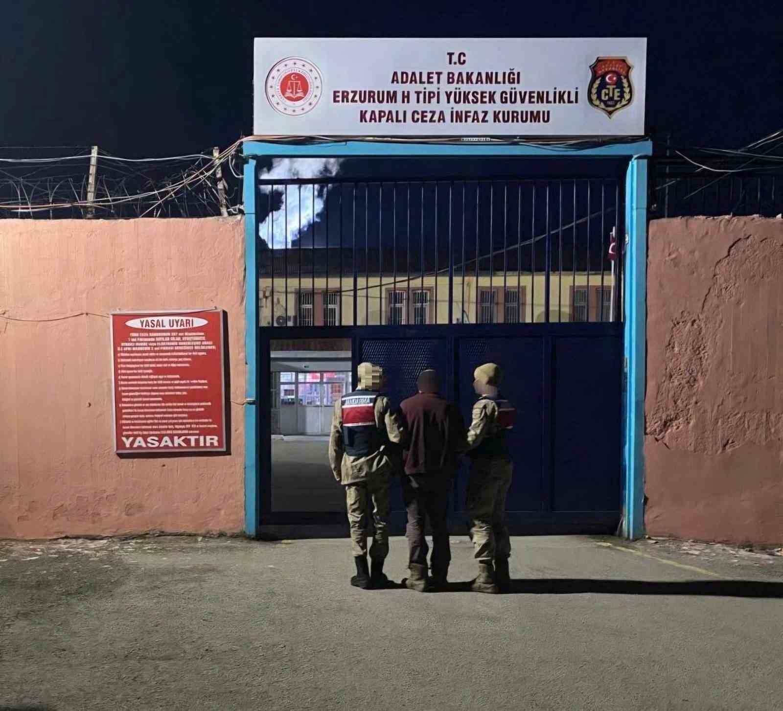 İspir’de firari FETÖ üyesi yakalandı