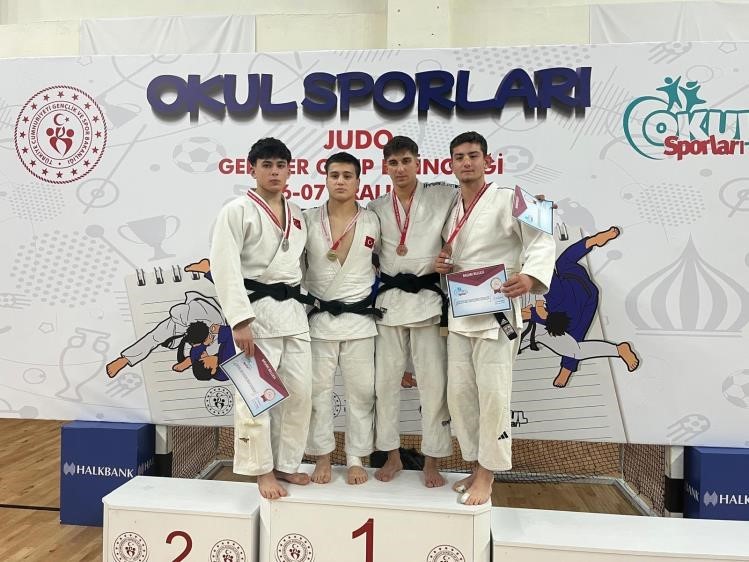 Bilecikli judoculardan Türkiye şampiyonası bileti
