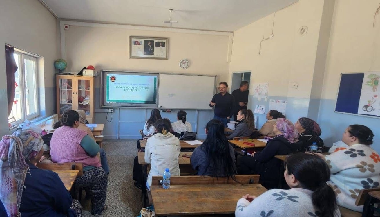 Sarıgöl’de okullarda farkındalık seferberliği