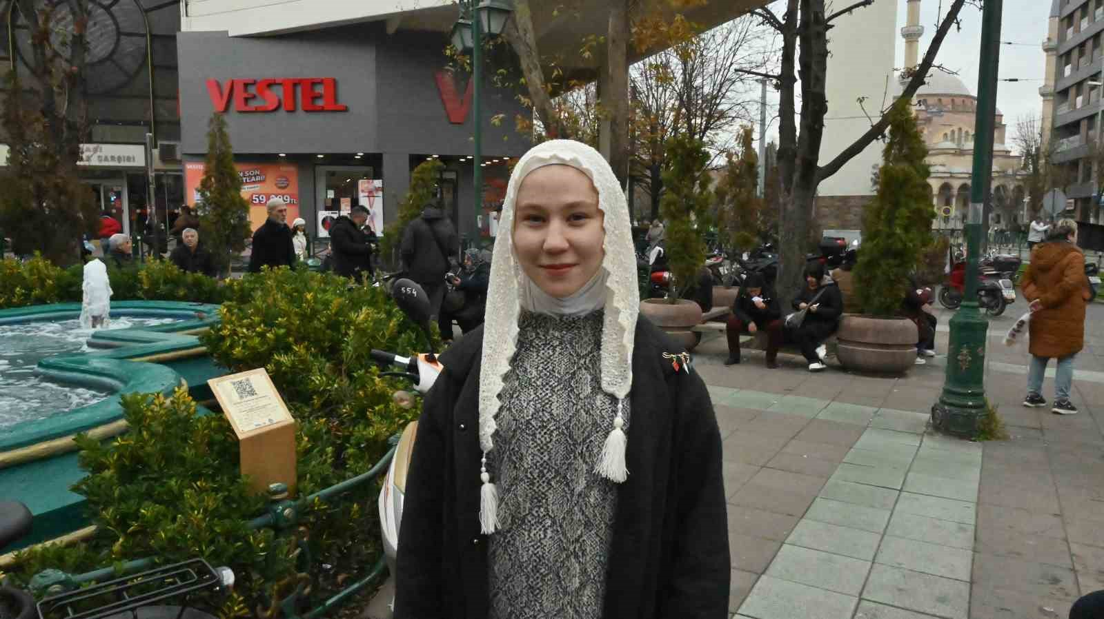 Eskişehir&rsquo;deki binlerce uluslararası &ouml;ğrenciye ES-UDER destek eli uzatıyor
