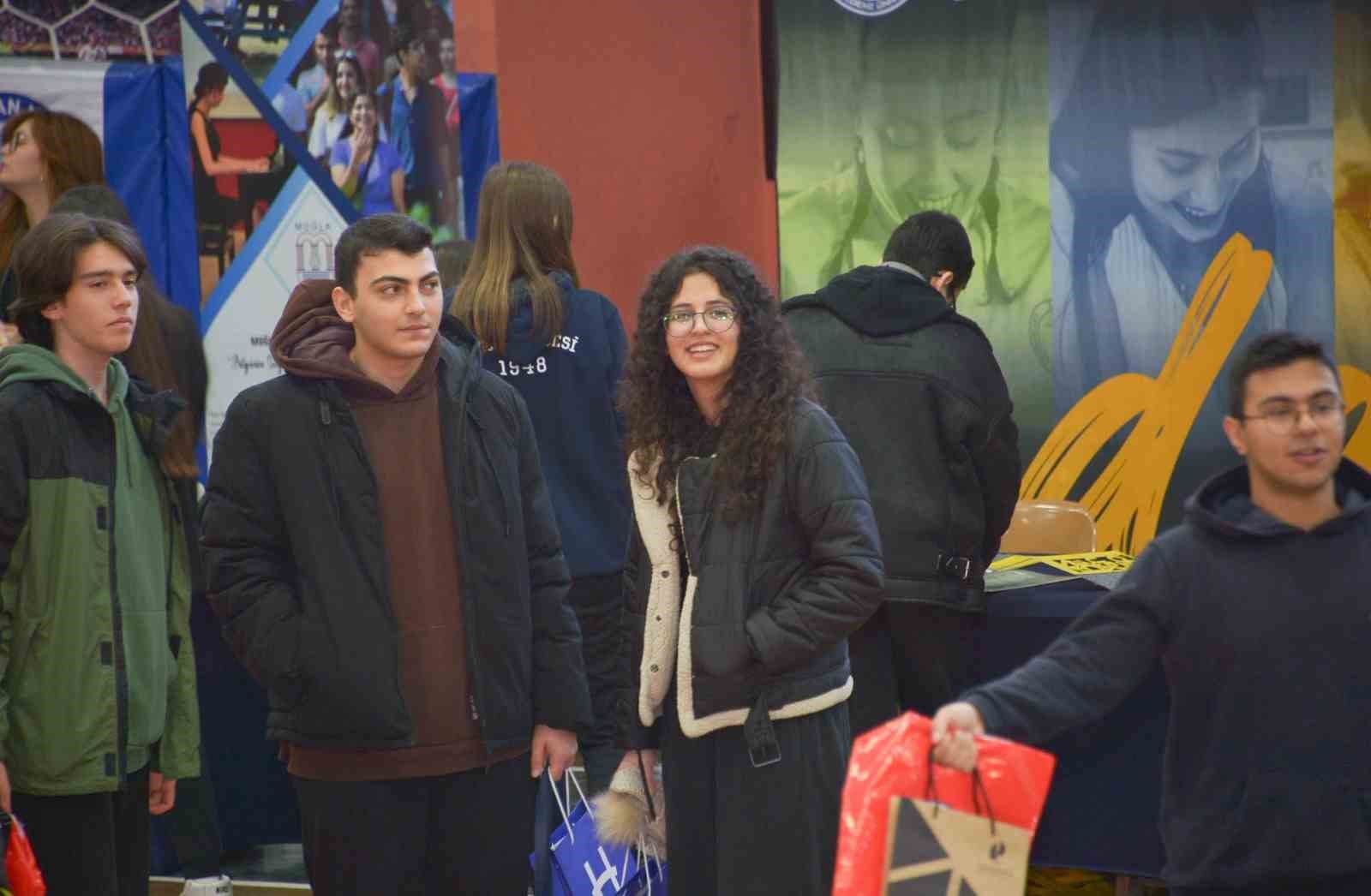 MSKÜ, Aydın’da geleceğini planlayan gençlerle bir araya geldi