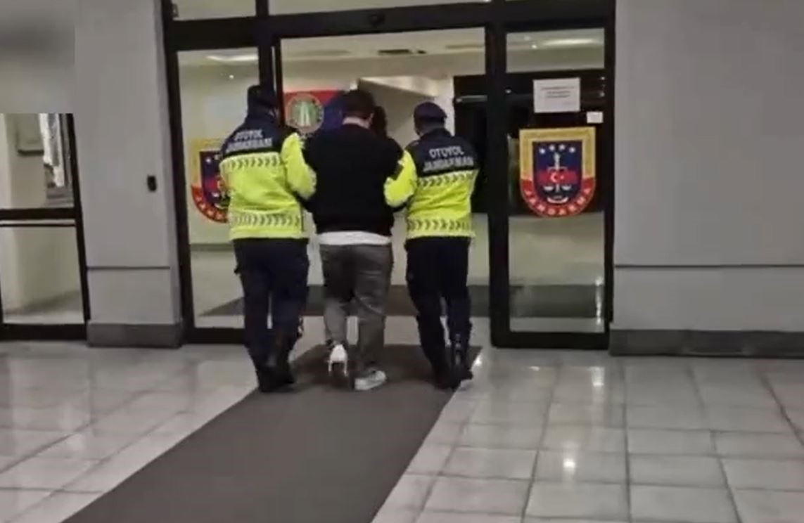 Arnavutköy’de trafiği tehlikeye atan yarışçılara jandarma operasyonu