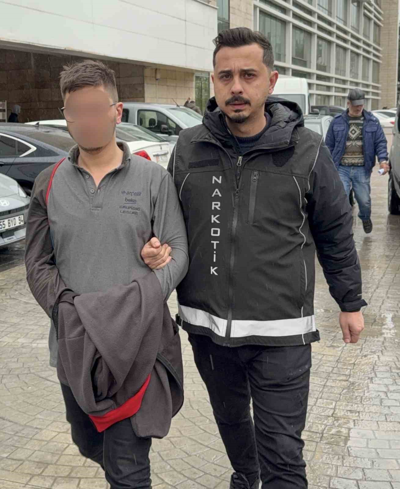 Samsun&rsquo;da sentetik ecza operasyonu: 1 kişi tutuklandı
