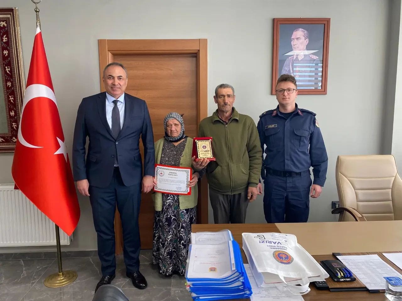 Denizli’de 3 kadın gayrimenkulünü jandarmaya bağışladı